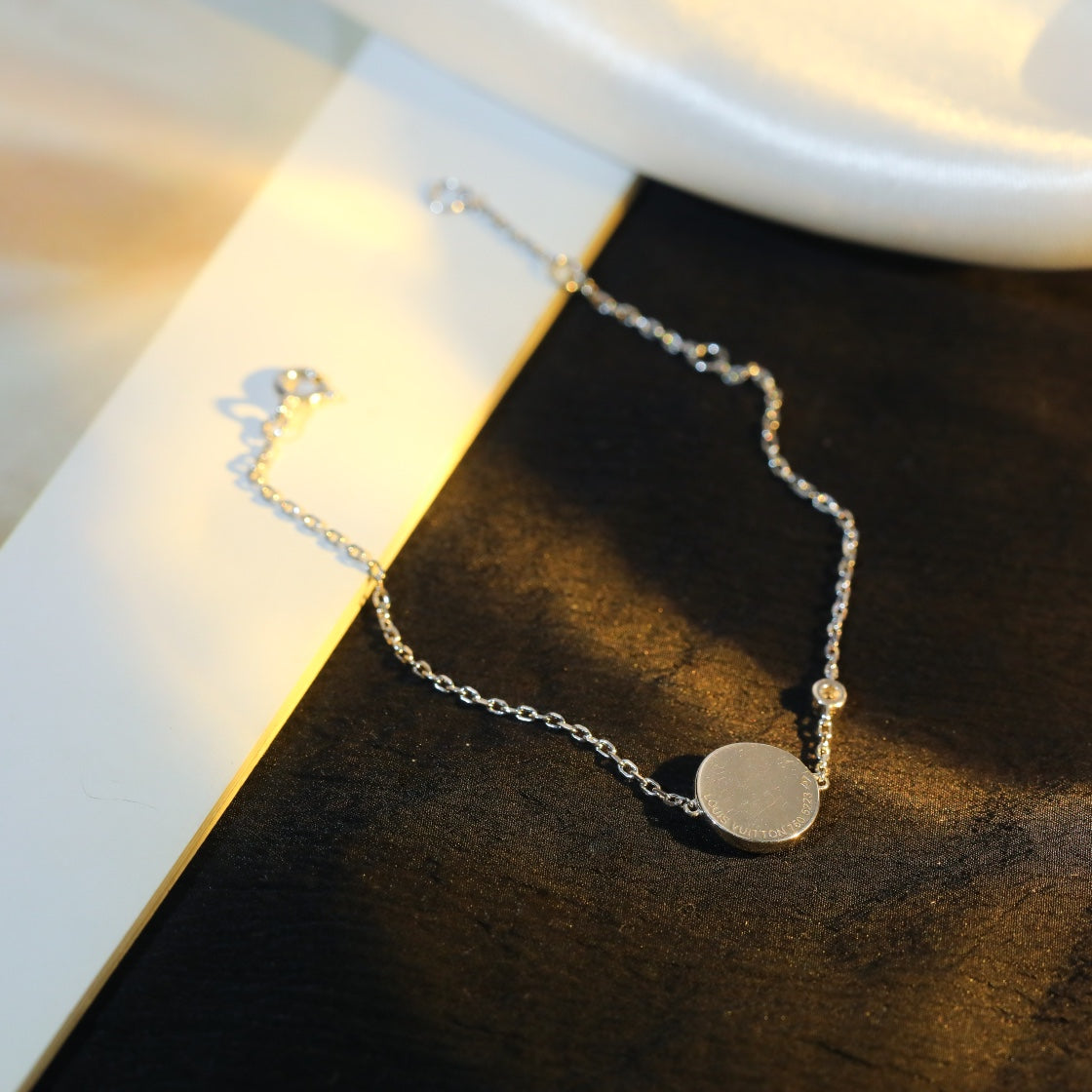 [AuraEcho Jewelry]SUN MOTIF PINK MOP SILVER BRACELET