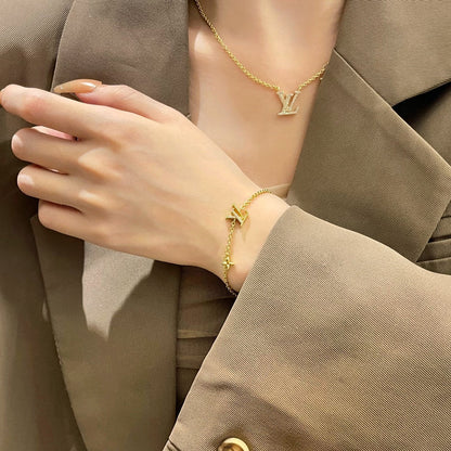 [AuraEcho Jewelry]LOGO STAR MOTIF GOLD BRACELET